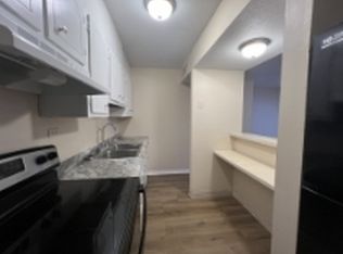 111 S Elder Ln #11304248, Decatur, IL 62522