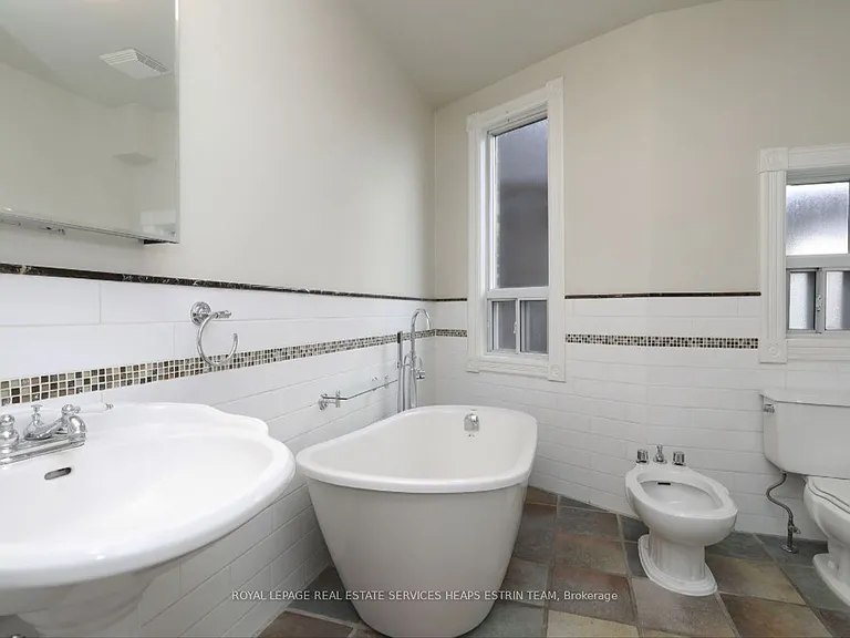 476 Euclid Ave #UPPER — Photo 20