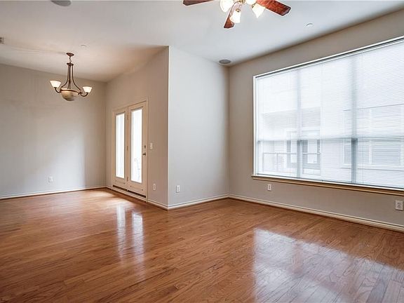 2nd image of 4050 McKinney Ave APT 3