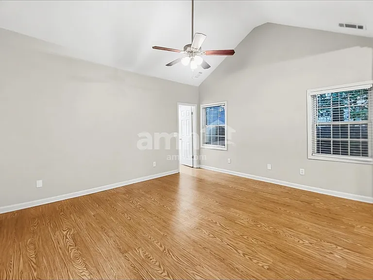 960 Fountain Glen Dr — Photo 11