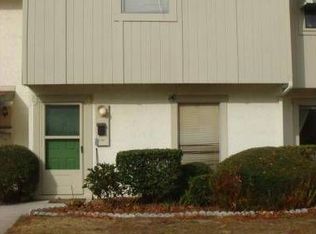 1916 Willowood Dr, Jacksonville, FL 32225