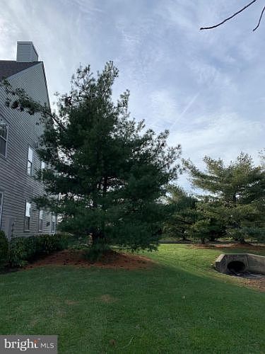 2nd image of 715 Westfield Dr #715