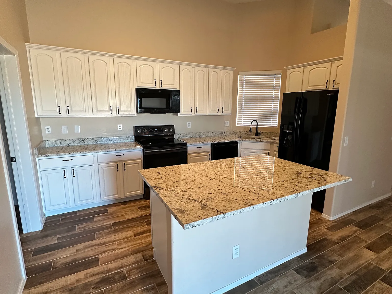 25730 W Baker Dr — Photo 3
