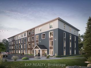 220 Bartholomew St #402, Brockville, ON K6V 2S6