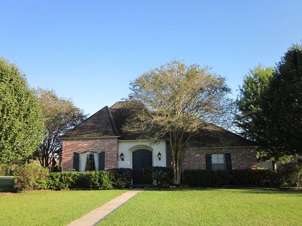 Beautiful home in Seven Oaks