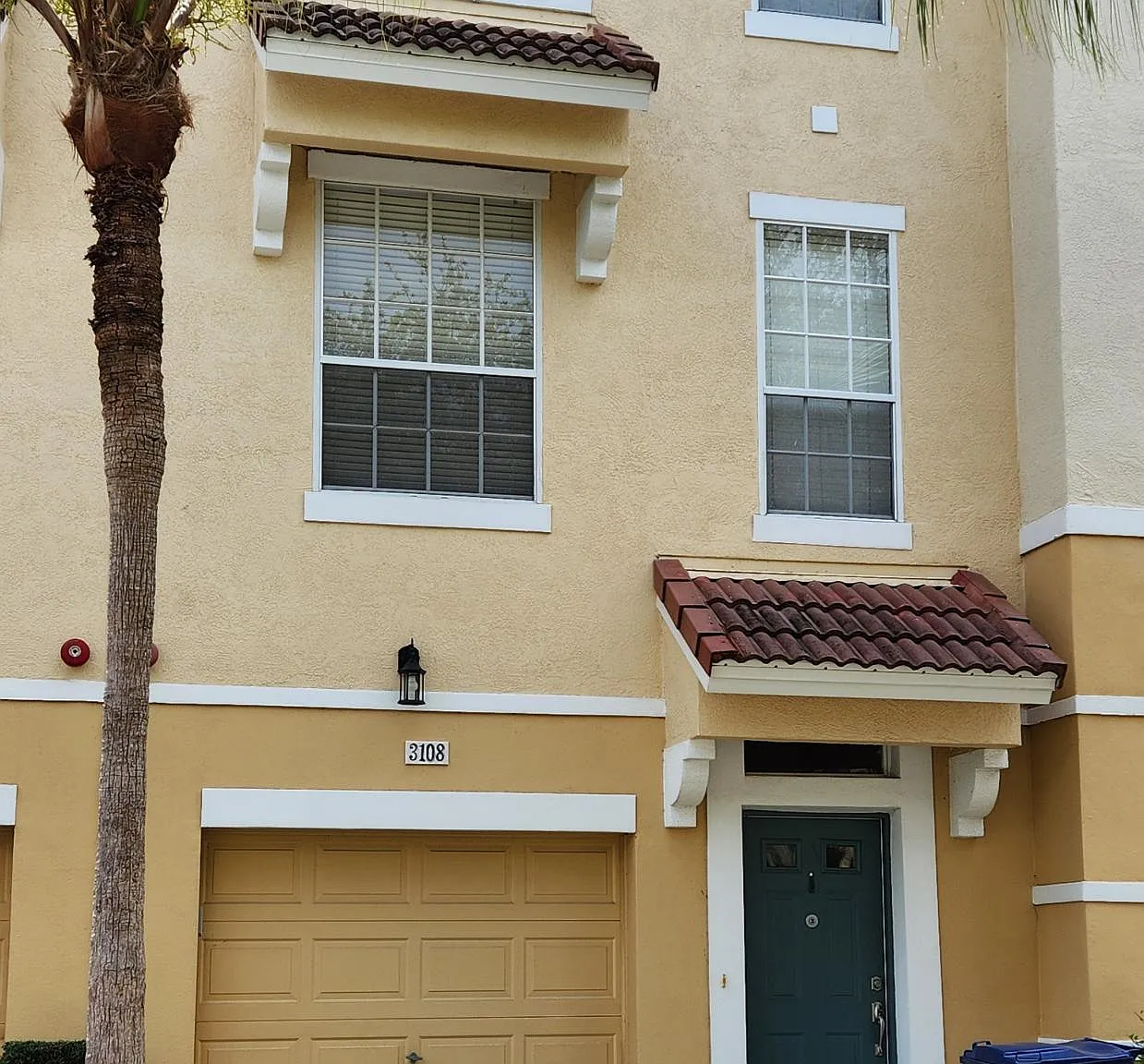 3108 Bayshore Oaks Dr — Photo 1