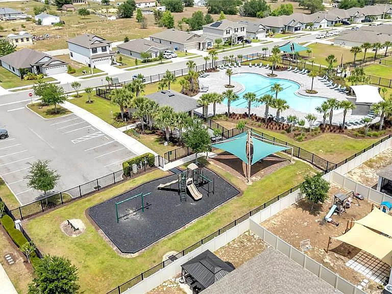 747 Citrus Isle Dr — Photo 36