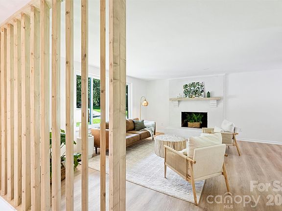 4th image of 7323 Rollingridge Dr