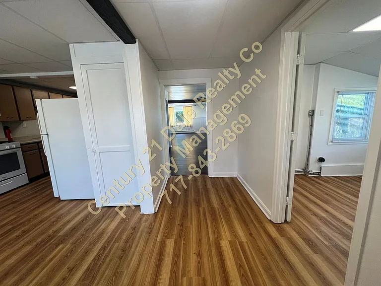 7322 Lincoln Hwy — Photo 10