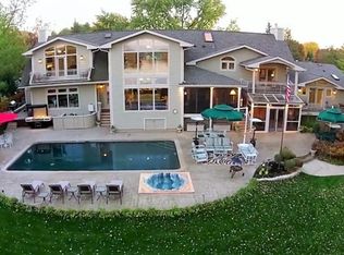 28758 W Park Dr, Barrington, IL