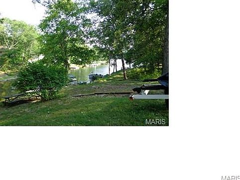 4th image of 92 N Lake Dr