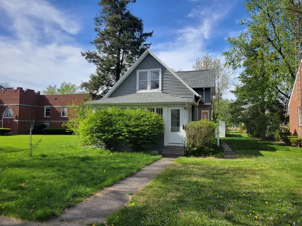 320 W Chippewa St, Dwight, IL 60420