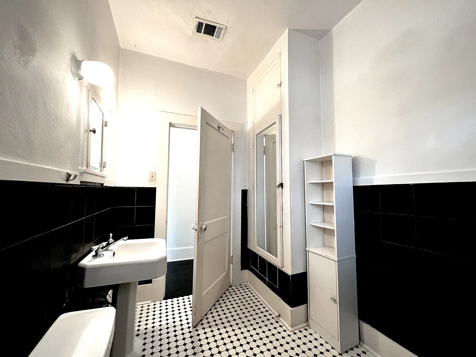 1 bed, 800 sqft, $1,395 — Photo 3