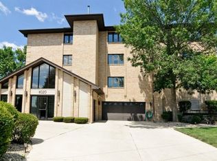 11020 S Keating Ave APT 103, Oak Lawn, IL 60453