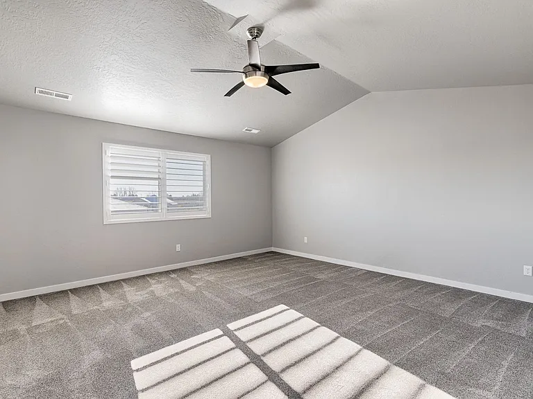 4346 N Nemea Ave — Photo 24