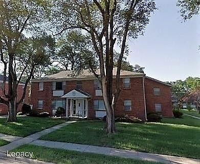 2nd image of 1318 E 89th St APT 2W