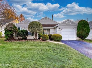 7 Mayapple Dr, Brick, NJ 08724