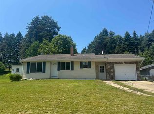 9117 Park St, Ellsworth, MI 49729