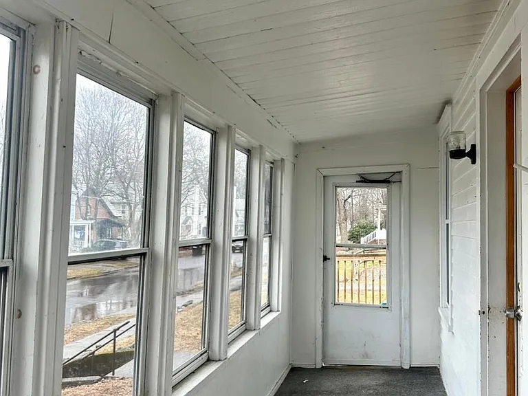 40 John St #A — Photo 8