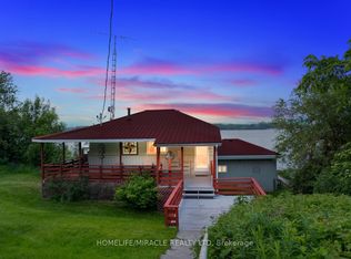 11278 Loyalist Pkwy, Prince Edward County, ON K0K 2T0