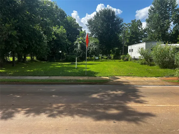 3202 Parker Rd, Houston, TX 77093