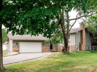 8125 Georgia Ct N, Brooklyn Park, MN 55445