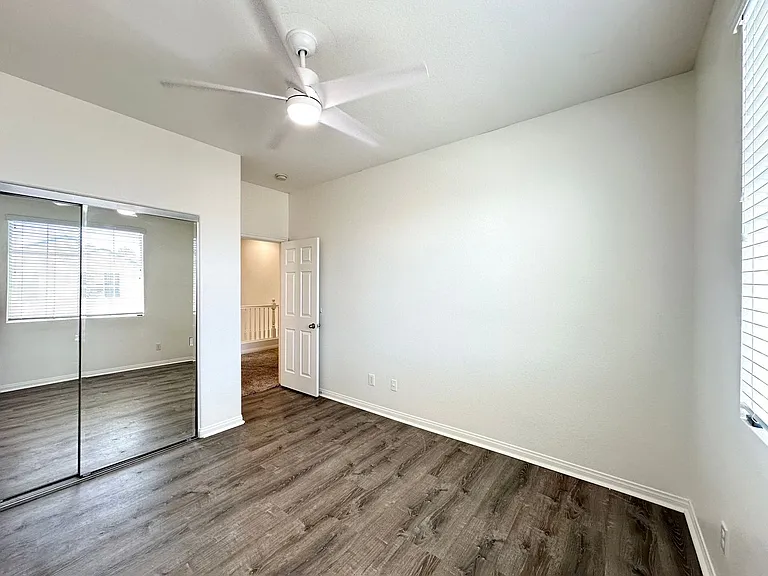 6056 Clear Sail Ct — Photo 23