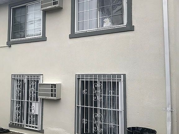 3rd image of 2218 100th St