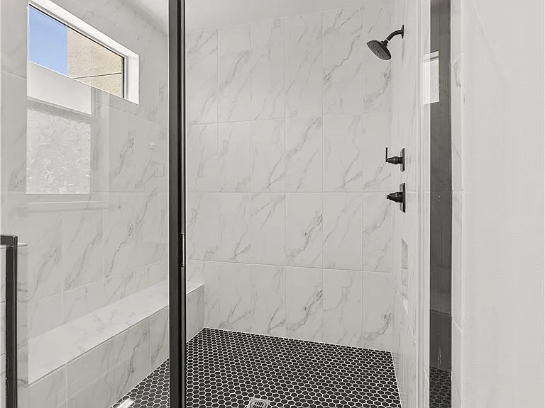 27448 Pioneer Ct — Photo 37