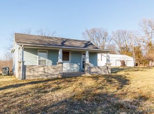 1031 Dilworth Rd, Lebanon, MO 65536