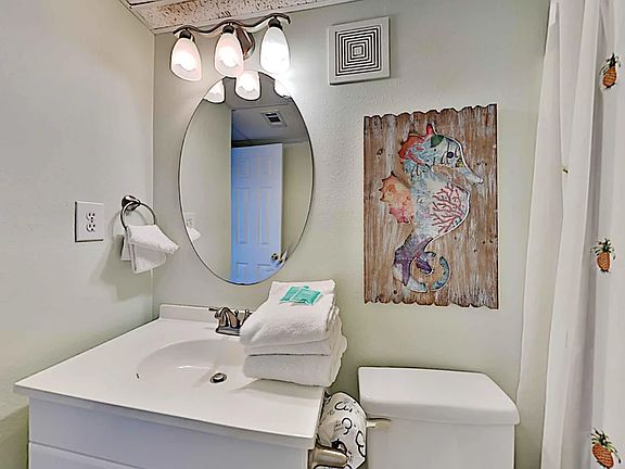 2nd image of 666 Nautilus Ct #401