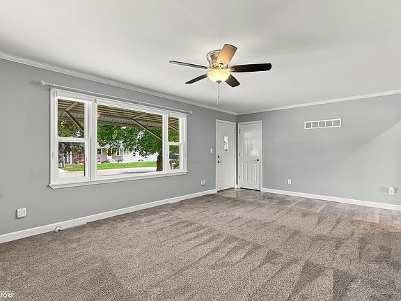 2nd image of 411 S 1st Ave