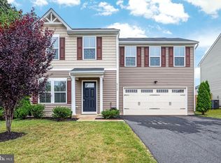 9117 Freemans Ford Rd, Remington, VA 22734