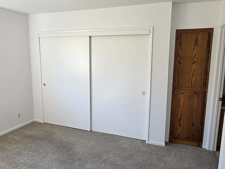 533 E Verdugo Ave — Photo 22