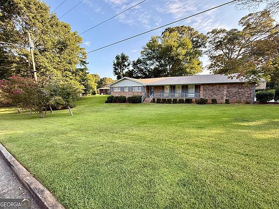 2nd image of 1010 Wesley Park Dr SW