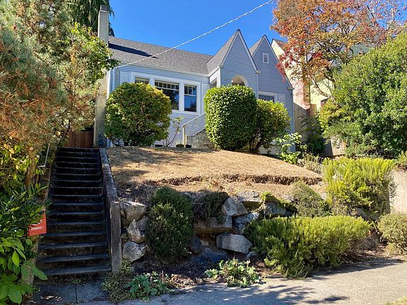 2nd image of 6817A 19th Ave NE