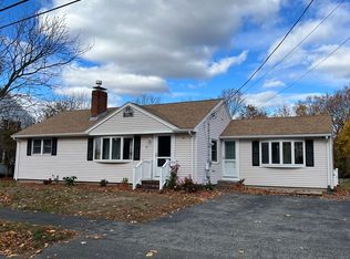 16 Bow St, Danvers, MA 01923