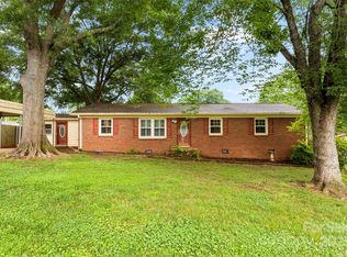 4107 Windwood Dr, Gastonia, NC 28056