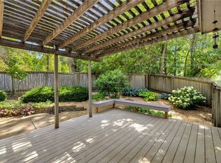 6606 New York Cir, Des Moines, IA 50322