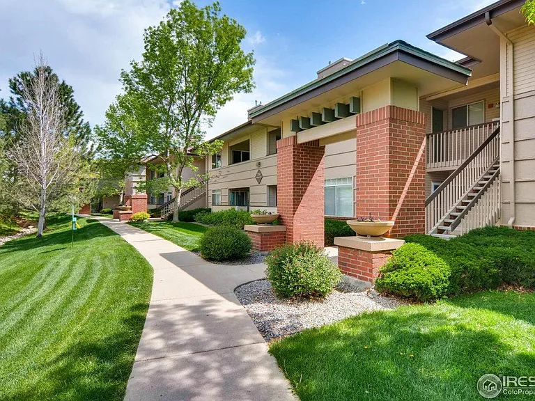 730 Copper Ln #208 — Photo 3