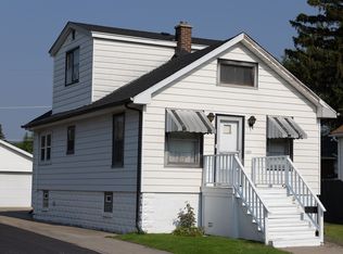 1221 Nicholson St, Joliet, IL 60435