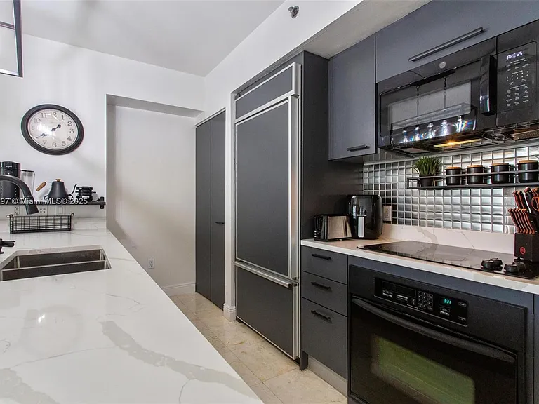 1830 S Ocean Dr #1712 — Photo 10