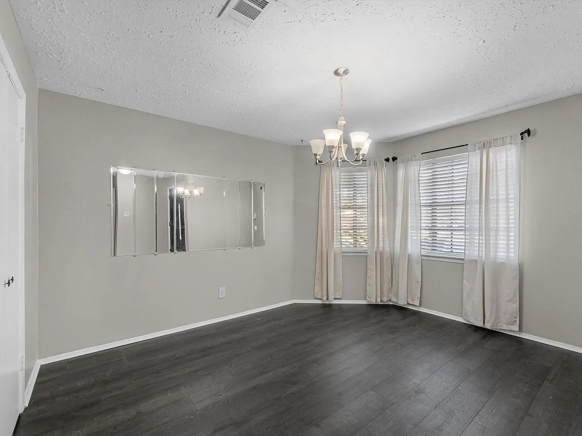 Building Photo - 4202 W Peachfield Cir