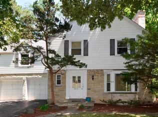 9543 Springfield Ave, Evanston, IL 60203