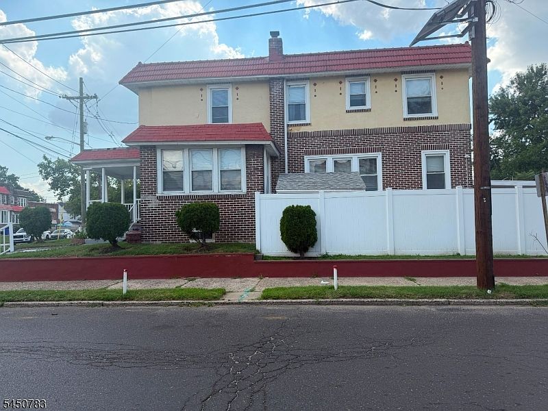 1st image of 3627 Fremont Ave
