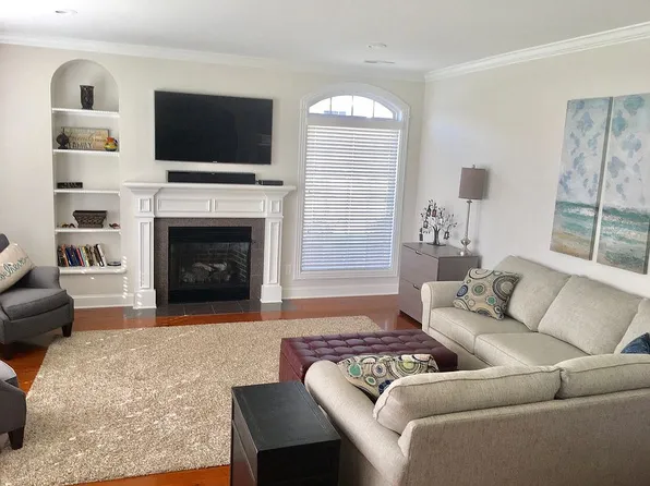 402 Renaissance Ct, Chattanooga, TN 37419