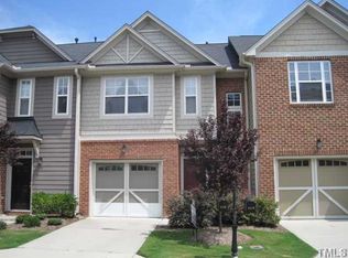 606 Carlton Commons Ln, Cary, NC 27519