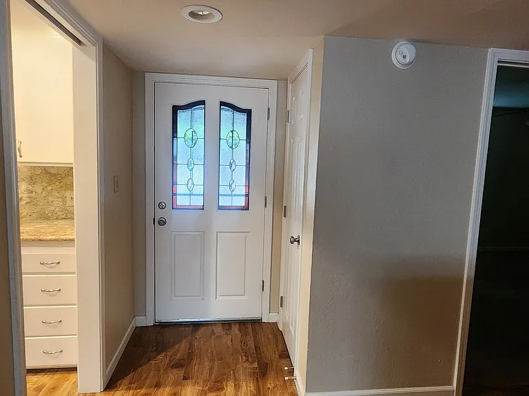 1117 Lancaster Way — Photo 4
