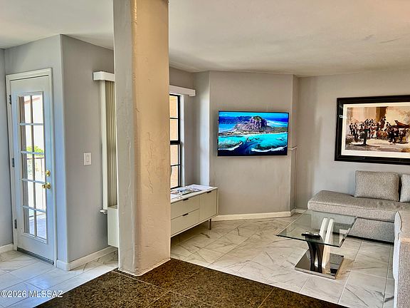 5th image of 6651 N Campbell Ave APT 217