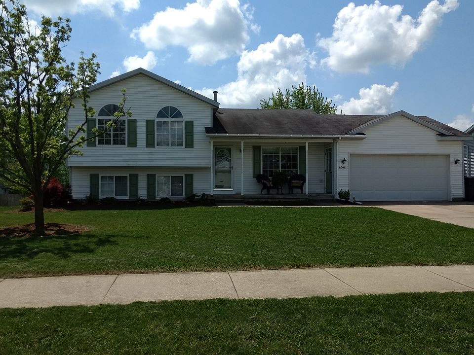 1st image of 454 Sunbrook Dr SE